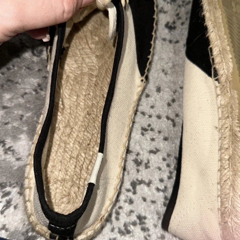 Soludos brand new